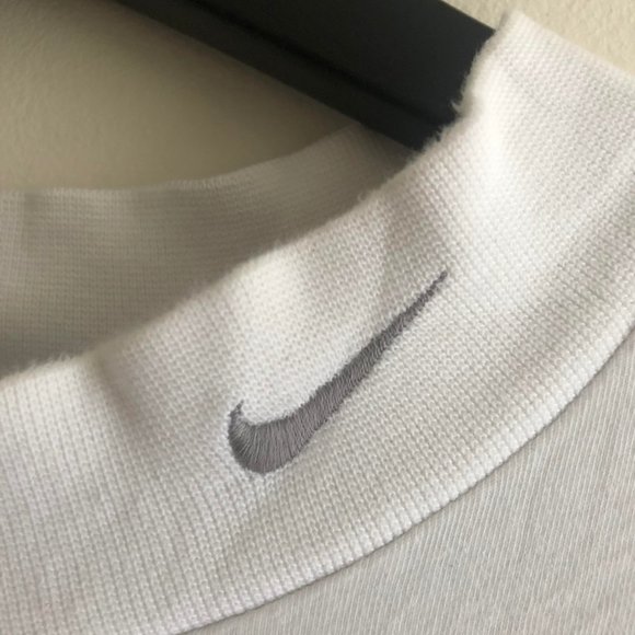 **SOLD** nike mockneck - Picture 3 of 5